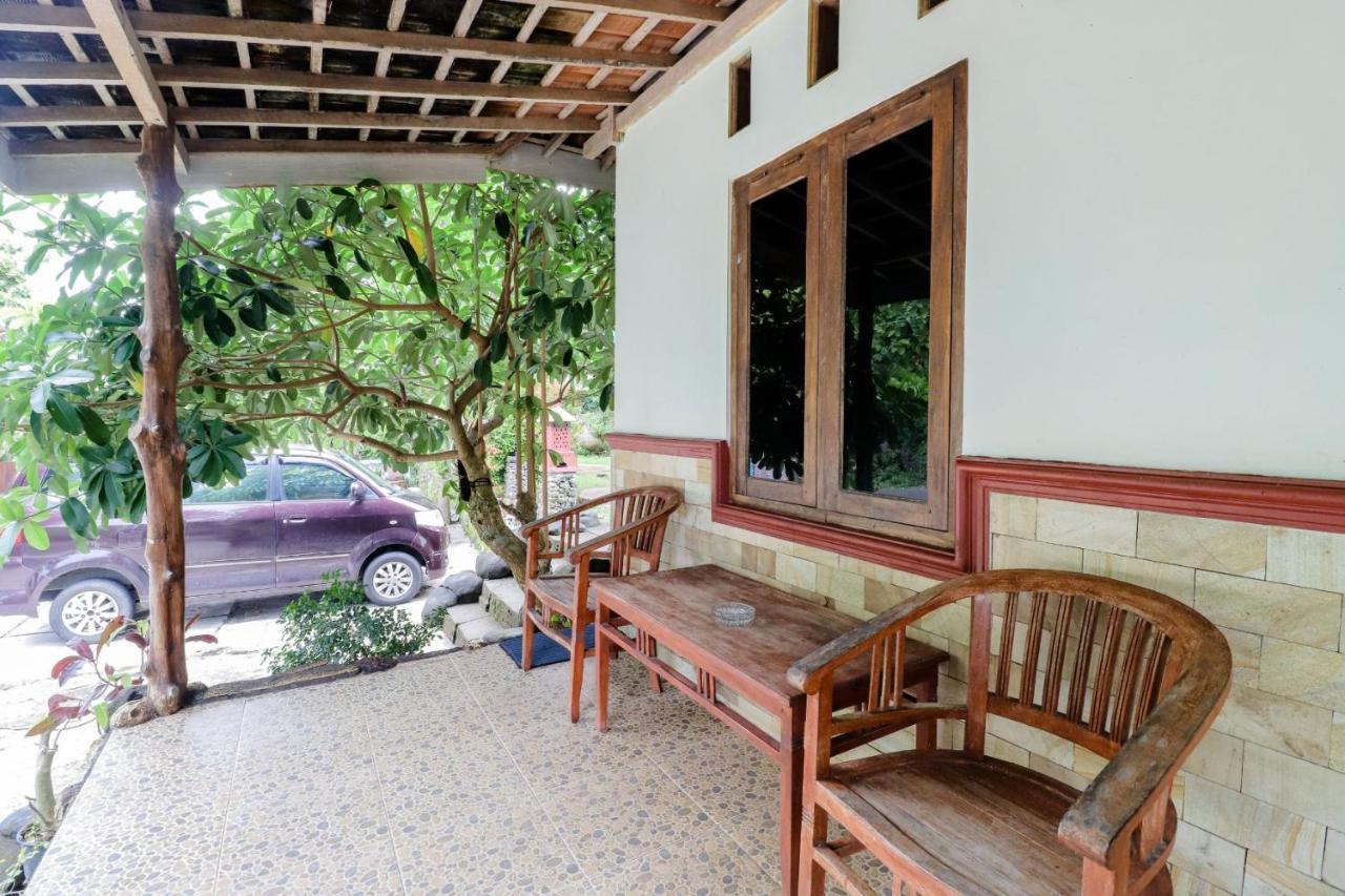 Rock Garden Homestay & Resto Tepus Экстерьер фото