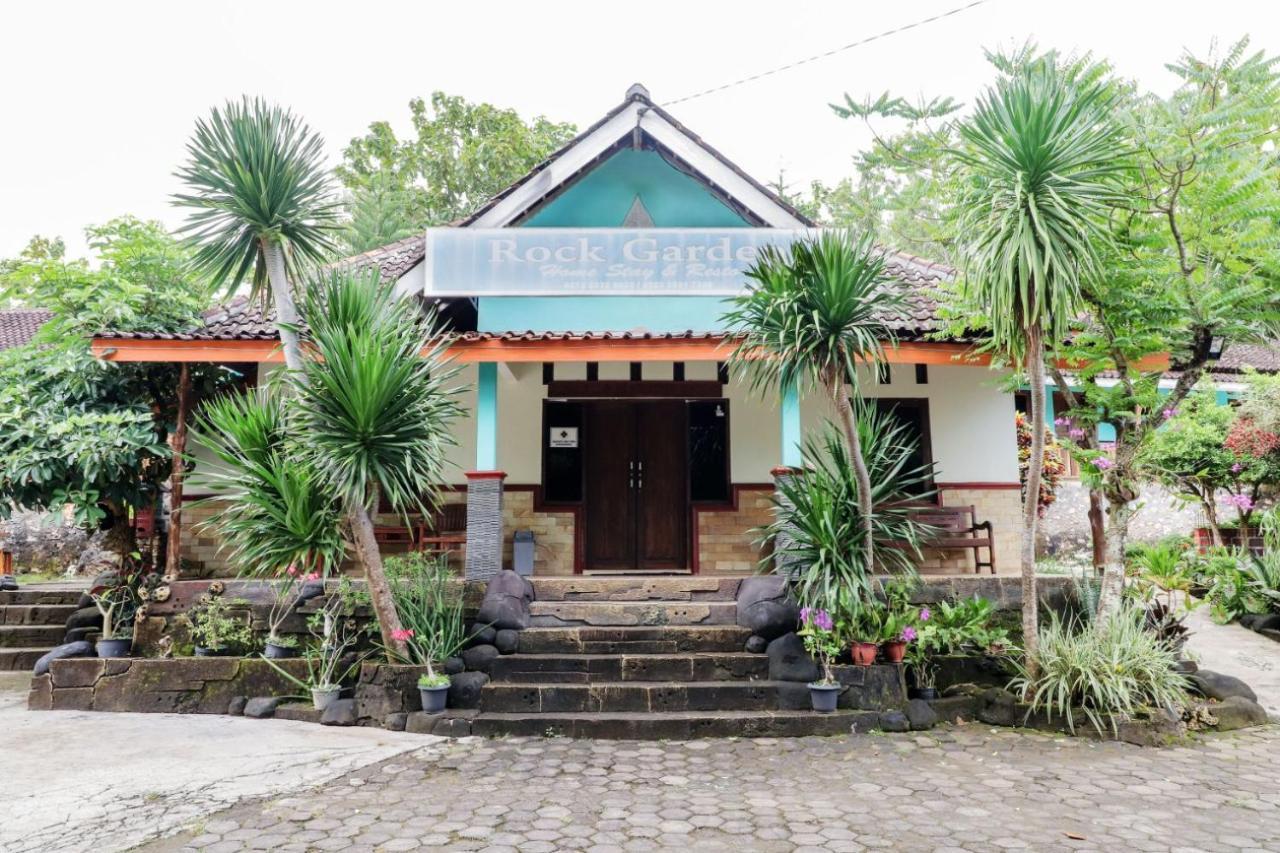 Rock Garden Homestay & Resto Tepus Экстерьер фото