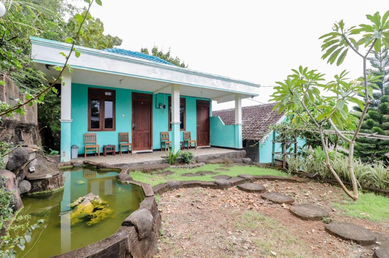 Rock Garden Homestay & Resto Tepus Экстерьер фото