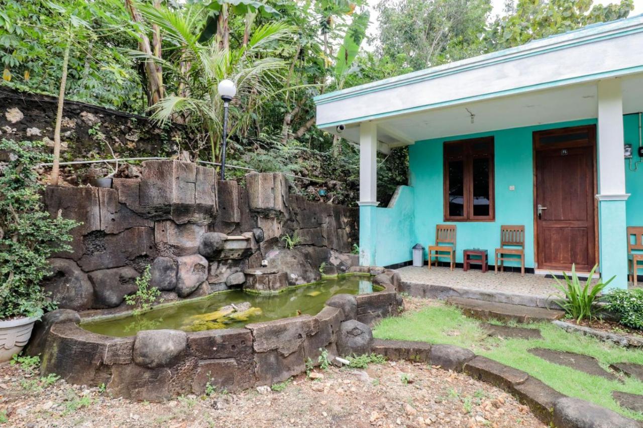 Rock Garden Homestay & Resto Tepus Экстерьер фото