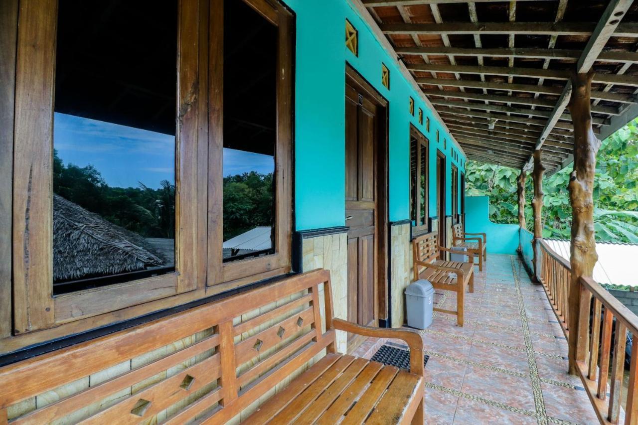 Rock Garden Homestay & Resto Tepus Экстерьер фото