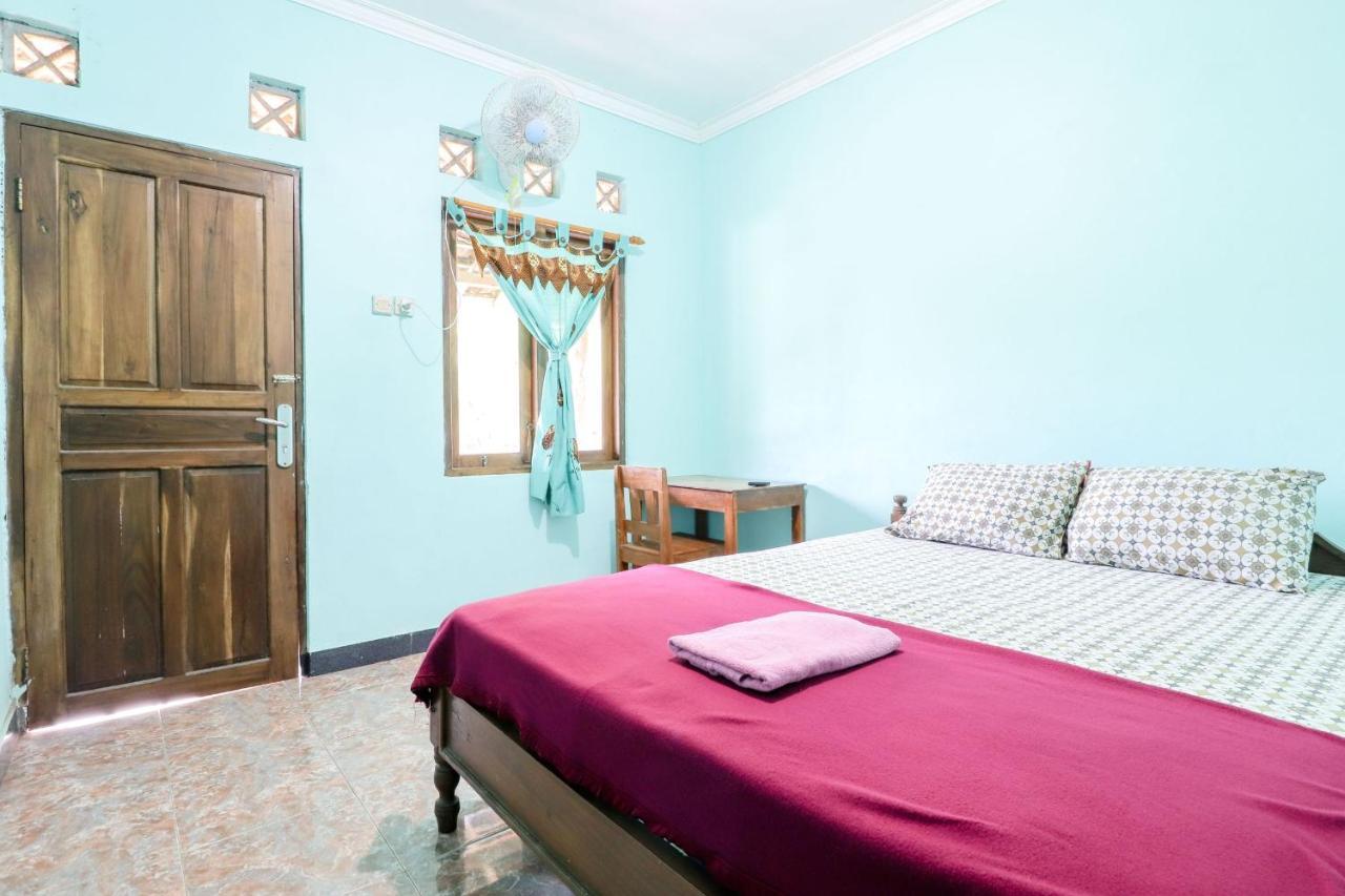 Rock Garden Homestay & Resto Tepus Экстерьер фото