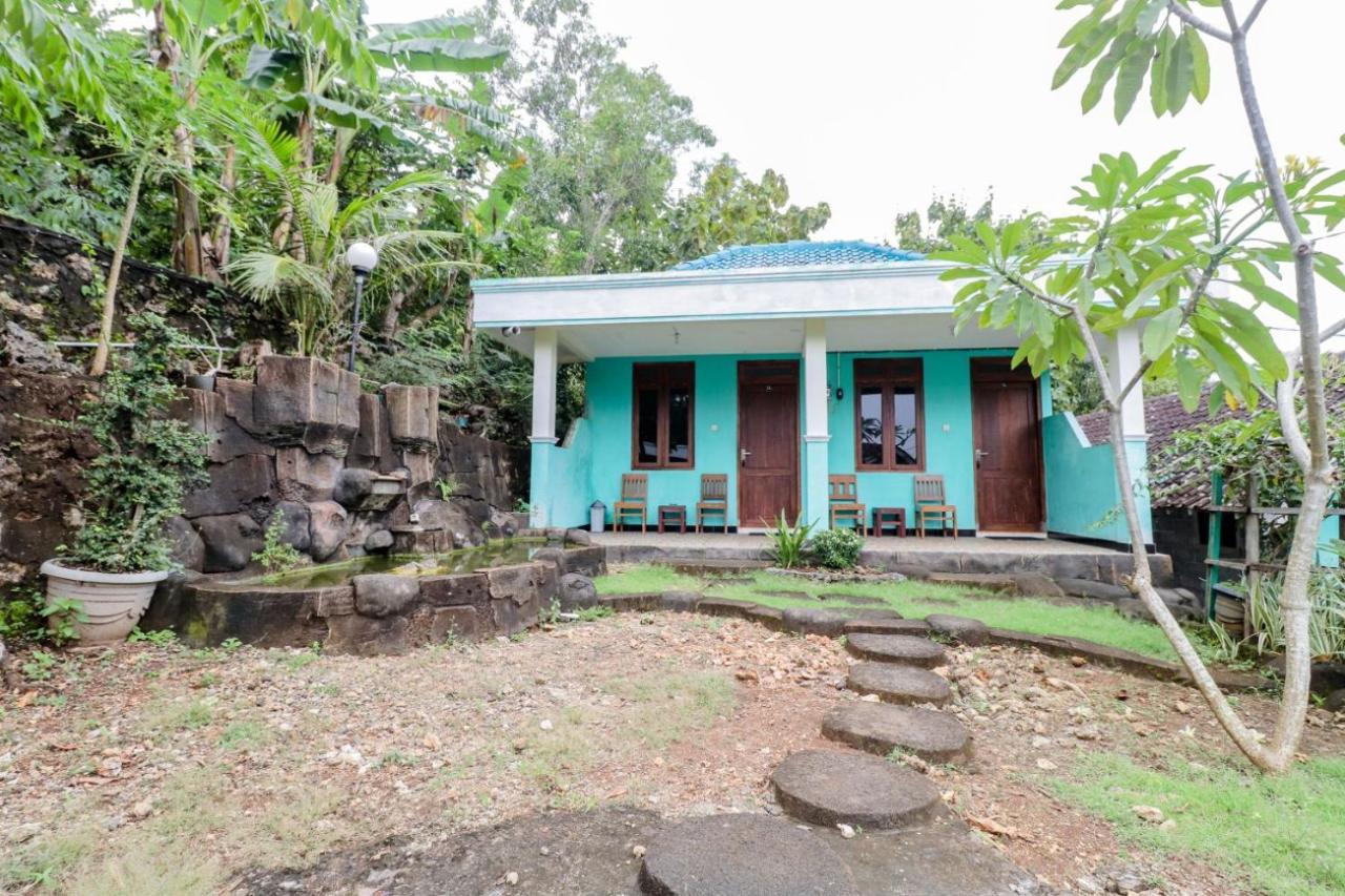 Rock Garden Homestay & Resto Tepus Экстерьер фото