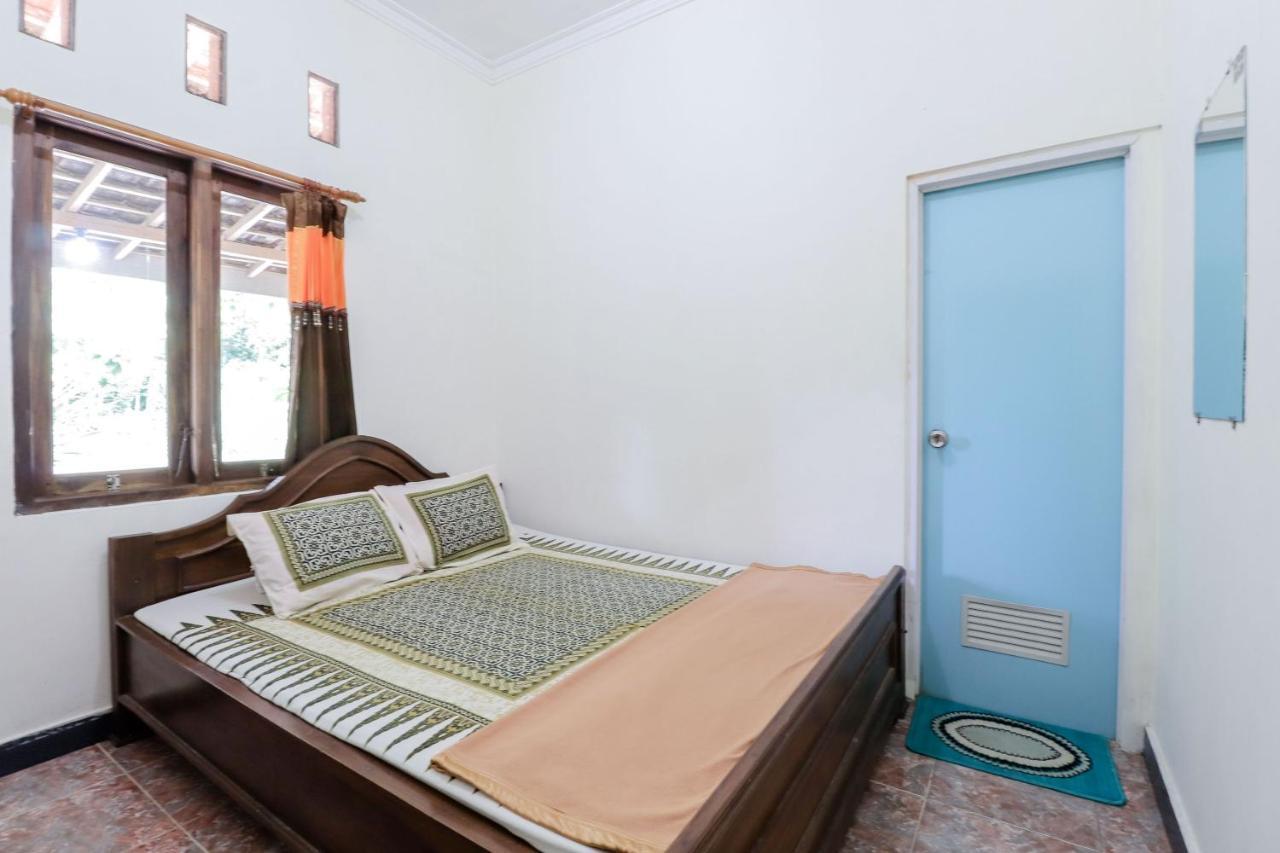 Rock Garden Homestay & Resto Tepus Экстерьер фото