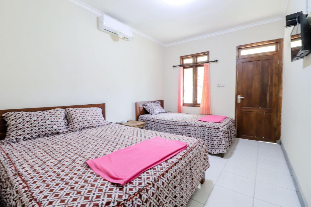 Rock Garden Homestay & Resto Tepus Экстерьер фото
